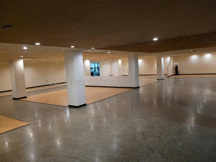 Comercial (Oficina) en Alquiler en La Yaguara, Distrito Metropolitano - 6