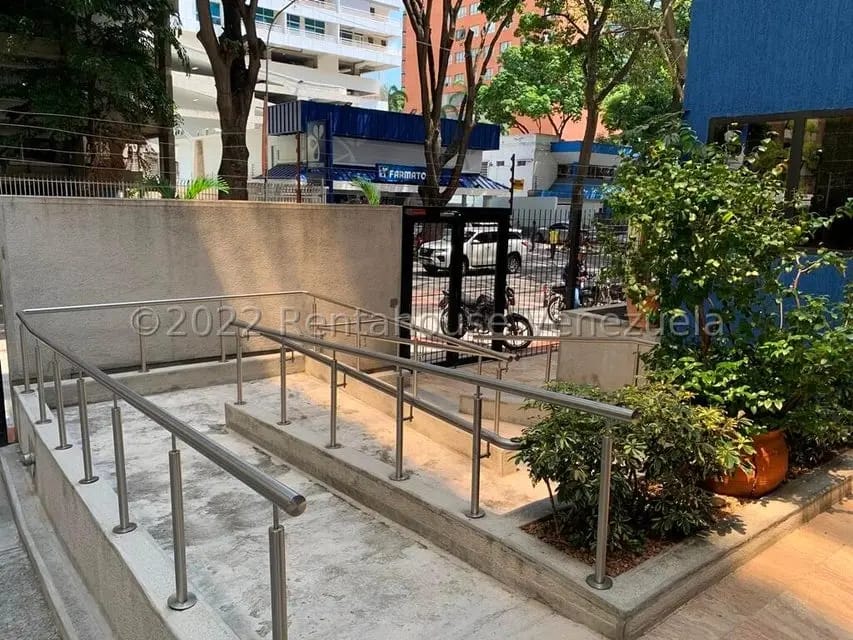 Comercial (Edificio) en Venta en Las Mercedes, Distrito Metropolitano - 4