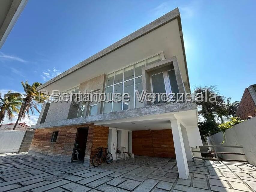 Casa (Multipes Niveles) en Venta en Monte Real, Lara