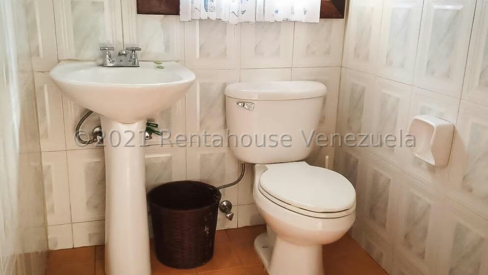 Casa (Multipes Niveles) en Venta en Los Castores, Miranda - 33