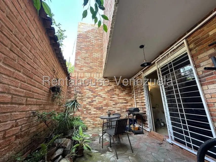 Townhouse (Duplex) en Venta en Las Delicias, Aragua - 21