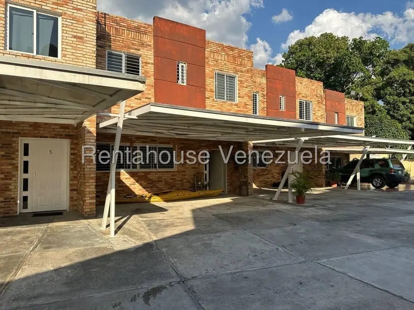Townhouse (Duplex) en Venta en Las Delicias, Aragua - 32