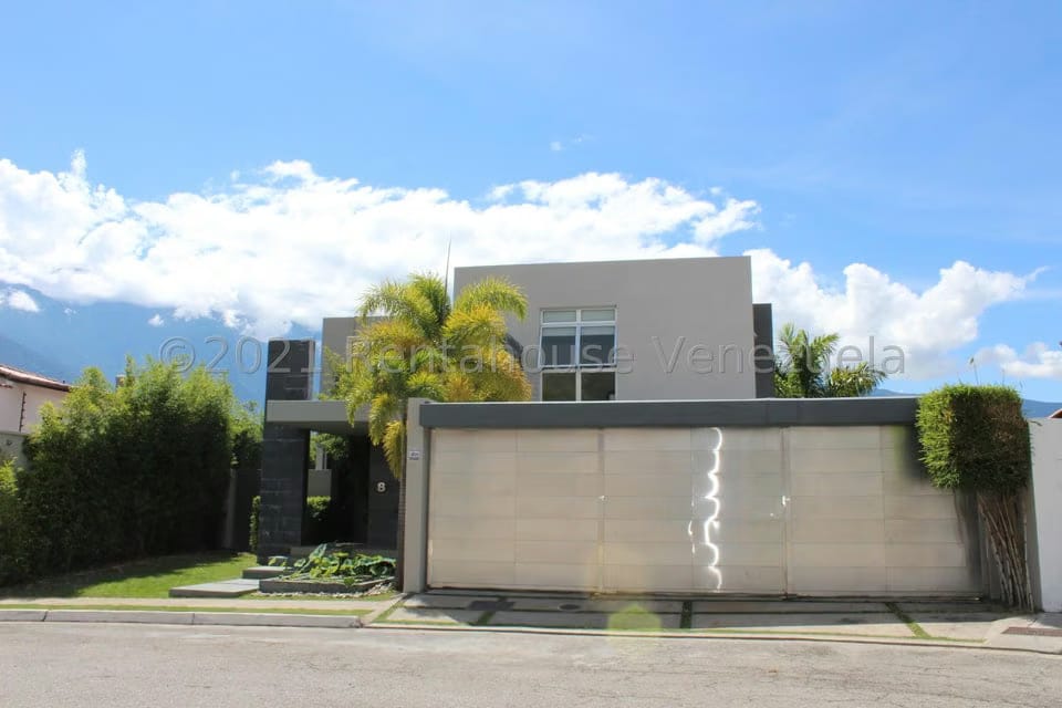 Casa (Multipes Niveles) en Venta en La Pedregosa, Merida