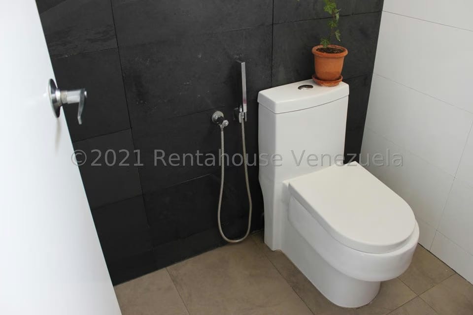 Casa (Multipes Niveles) en Venta en La Pedregosa, Merida - 81