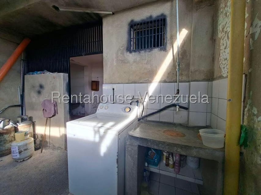 Casa (1 Nivel) en Venta en Zona Oeste, Lara - 29