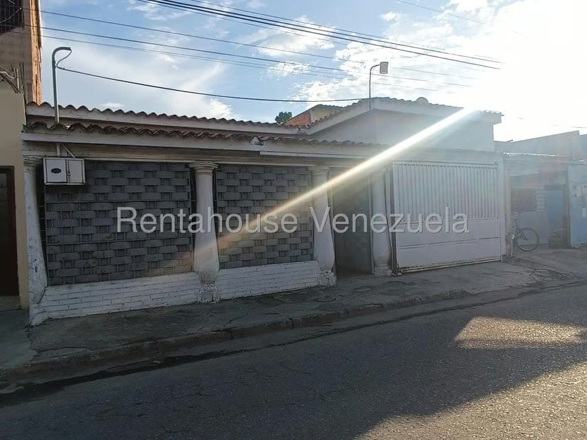 Casa (1 Nivel) en Venta en La Coromoto, Aragua - 2