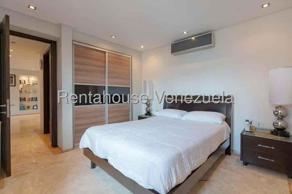 Apartamento (1 Nivel) en Venta en Lomas del Sol, Distrito Metropolitano - 16