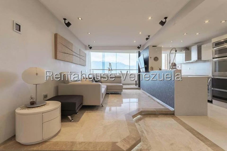Apartamento (1 Nivel) en Venta en Lomas del Sol, Distrito Metropolitano - 3