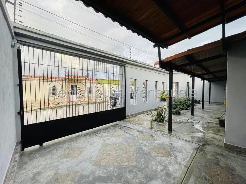 Casa (1 Nivel) en Venta en La Fontana, Aragua - 40