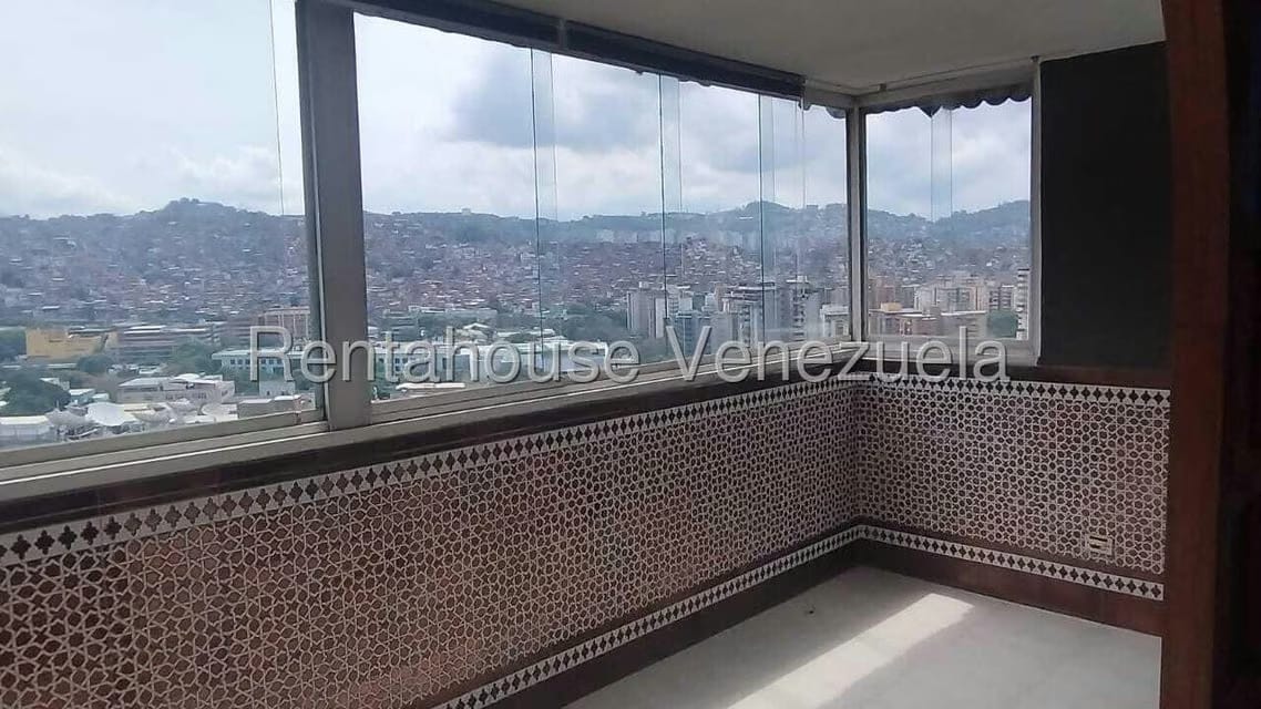 Apartamento (1 Nivel) en Venta en La Urbina, Distrito Metropolitano - 17