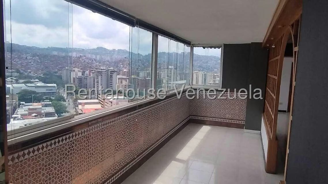 Apartamento (1 Nivel) en Venta en La Urbina, Distrito Metropolitano - 22