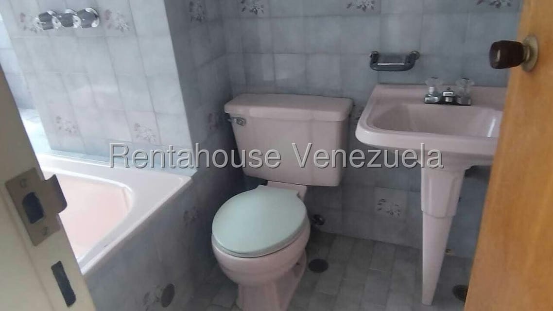 Apartamento (1 Nivel) en Venta en La Urbina, Distrito Metropolitano - 39