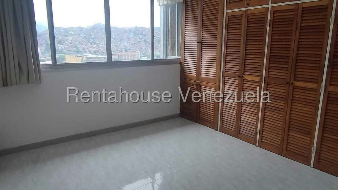Apartamento (1 Nivel) en Venta en La Urbina, Distrito Metropolitano - 49
