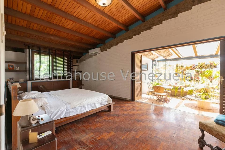 Casa (1 Nivel) en Venta en Los Campitos, Distrito Metropolitano - 35