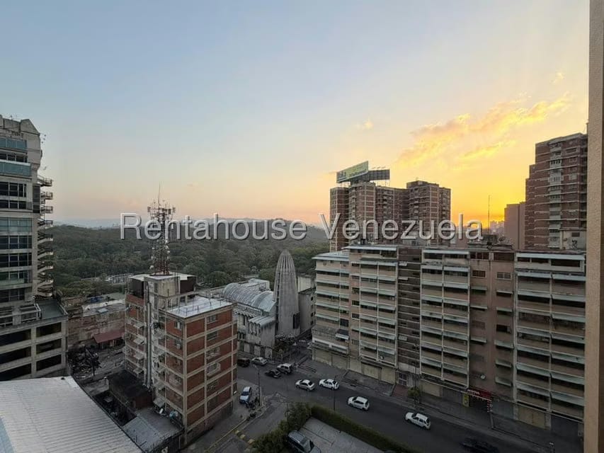 Apartamento (1 Nivel) en Venta en Mariperez, Distrito Metropolitano - 22