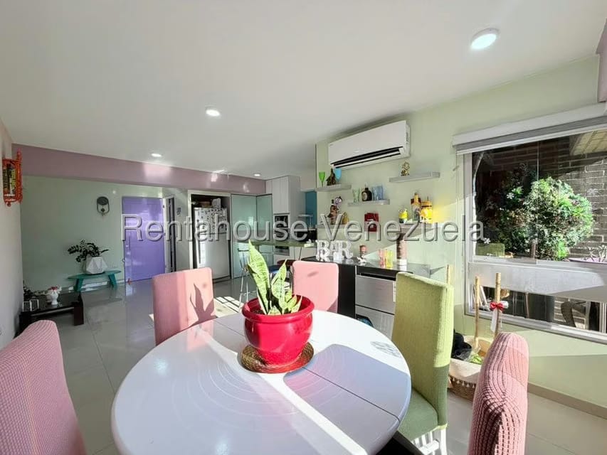 Apartamento (1 Nivel) en Venta en Mariperez, Distrito Metropolitano - 5