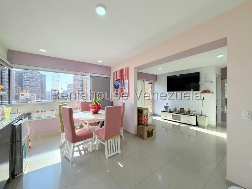 Apartamento (1 Nivel) en Venta en Mariperez, Distrito Metropolitano - 6