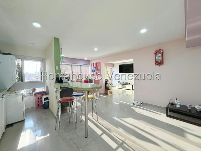 Apartamento (1 Nivel) en Venta en Mariperez, Distrito Metropolitano - 9