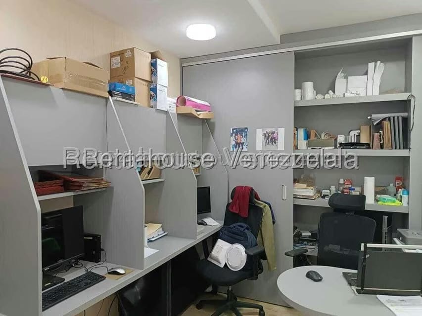 Comercial (Local Comercial) en Venta en El Recreo, Distrito Metropolitano - 11