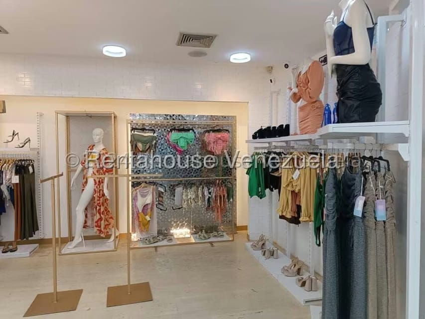 Comercial (Local Comercial) en Venta en El Recreo, Distrito Metropolitano - 5