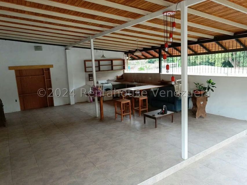 Comercial (Local Comercial) en Alquiler en El Limon, Aragua - 13