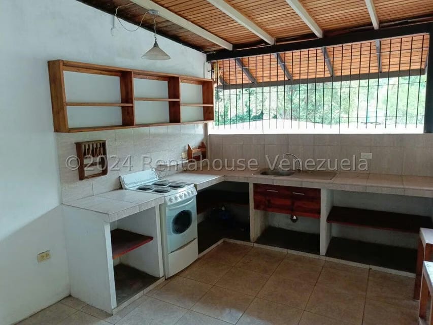 Comercial (Local Comercial) en Alquiler en El Limon, Aragua - 14