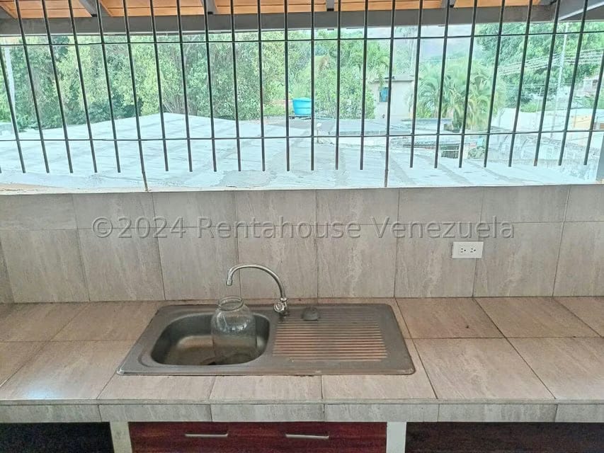 Comercial (Local Comercial) en Alquiler en El Limon, Aragua - 18