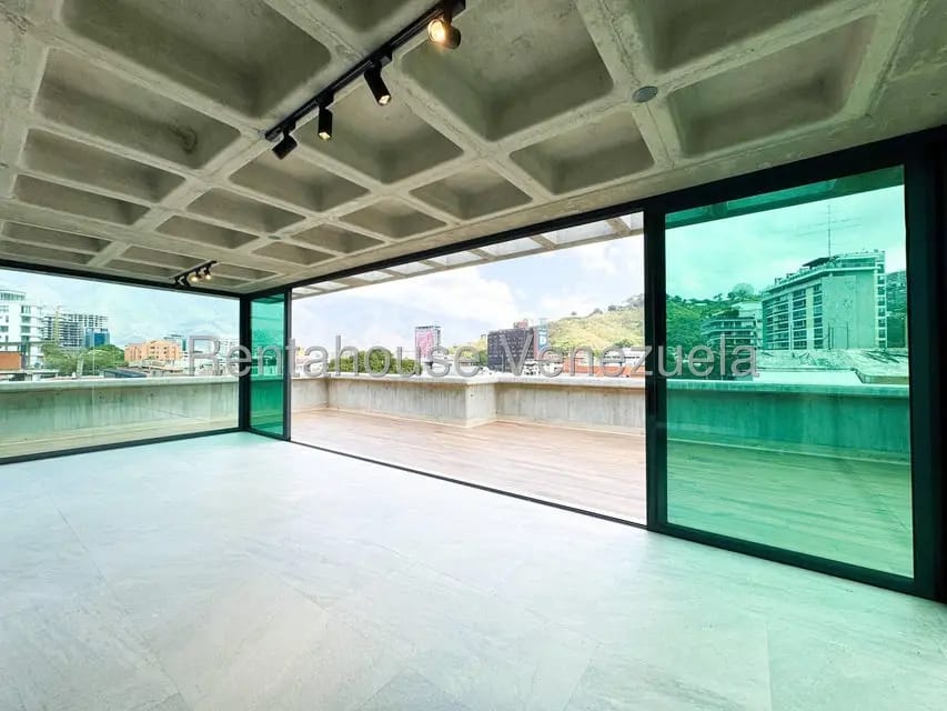 Comercial (Edificio) en Venta en Los Naranjos de Las Mercedes, Distrito Metropolitano - 17