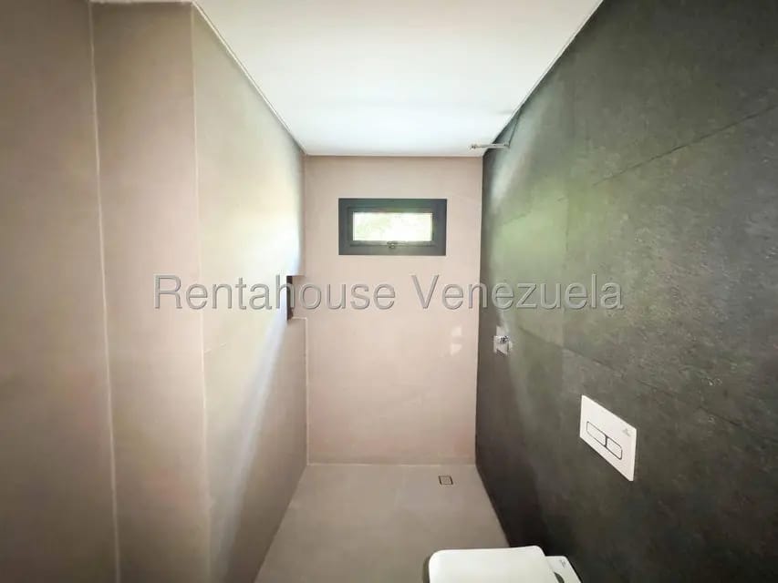 Comercial (Edificio) en Venta en Los Naranjos de Las Mercedes, Distrito Metropolitano - 33