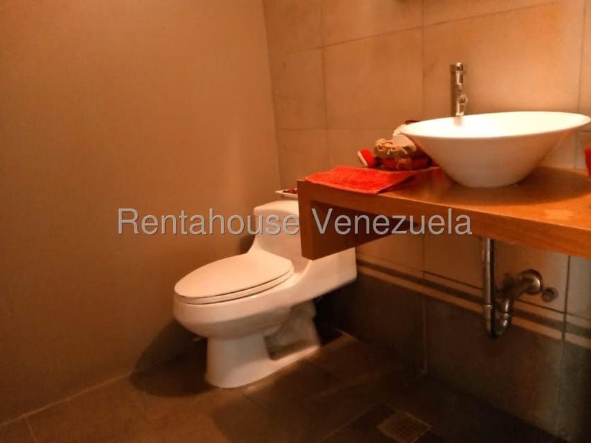 Townhouse (1 Nivel) en Venta en Avenida Milagro Norte, Zulia - 25