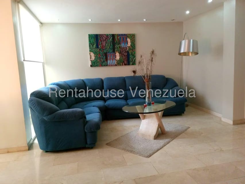 Townhouse (1 Nivel) en Venta en Avenida Milagro Norte, Zulia - 4