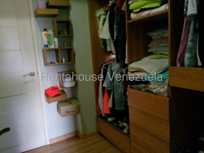 Townhouse (1 Nivel) en Venta en Avenida Milagro Norte, Zulia - 33