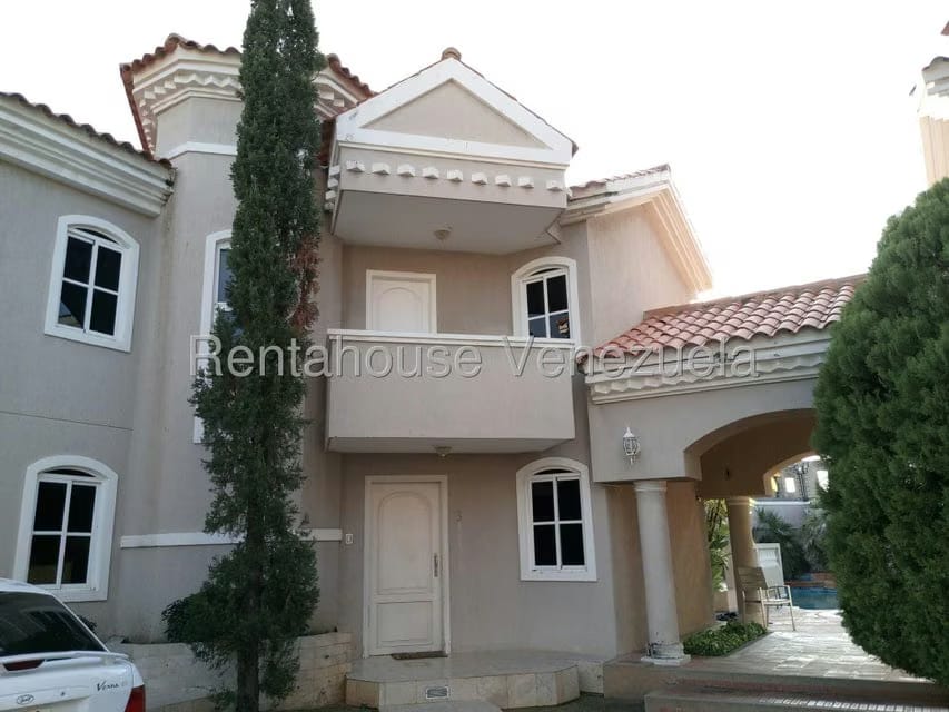 Townhouse (1 Nivel) en Venta en Avenida Milagro Norte, Zulia - 41