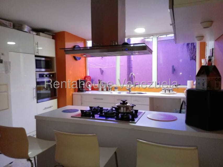 Townhouse (1 Nivel) en Venta en Avenida Milagro Norte, Zulia - 8