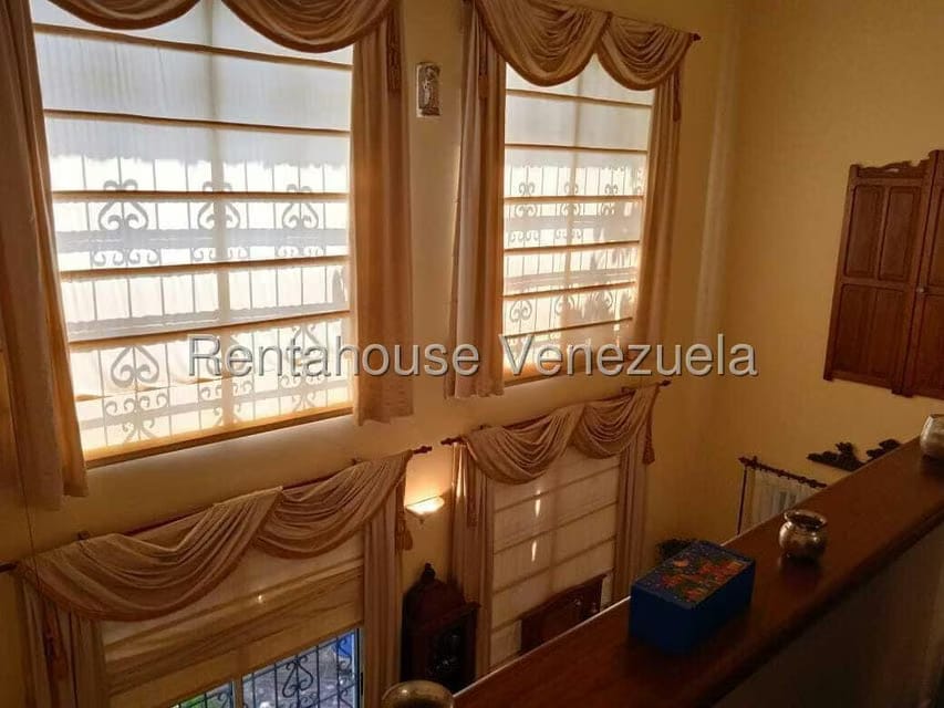 Casa (1 Nivel) en Venta en La Lago, Zulia - 9