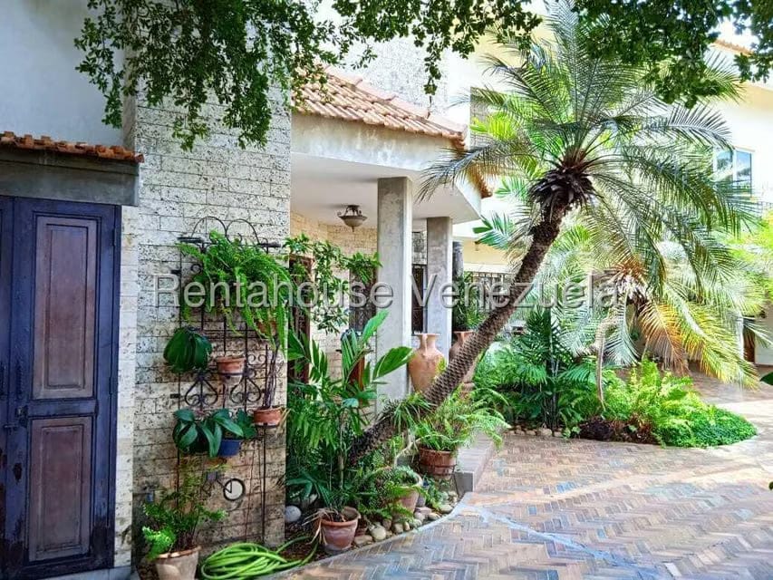 Casa (1 Nivel) en Venta en La Lago, Zulia - 10