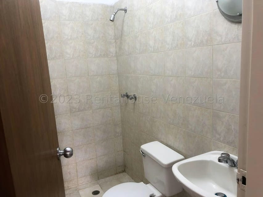 Apartamento (1 Nivel) en Venta en La Lagunita Country Club, Distrito Metropolitano - 23