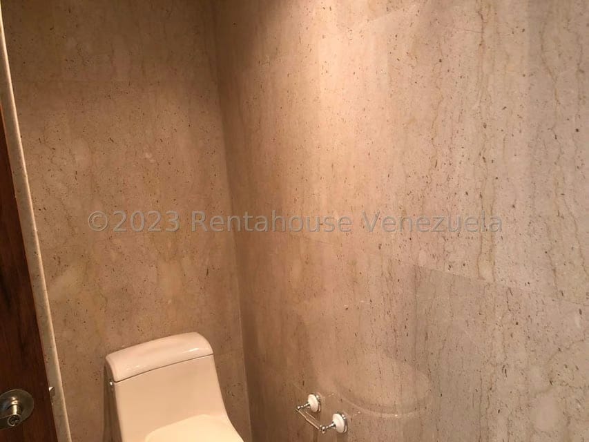 Apartamento (1 Nivel) en Venta en La Lagunita Country Club, Distrito Metropolitano - 9