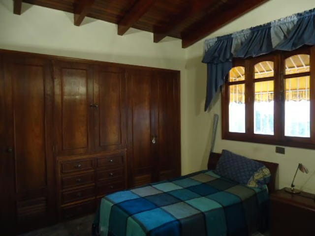 Casa (Multipes Niveles) en Venta en Colinas de Santa Monica, Distrito Metropolitano - 42