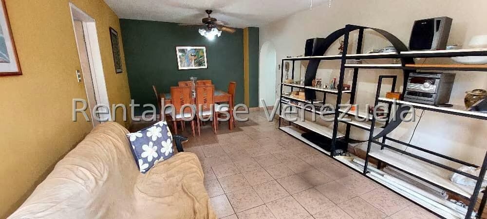 Apartamento (1 Nivel) en Venta en El Paraiso, Distrito Metropolitano - 4