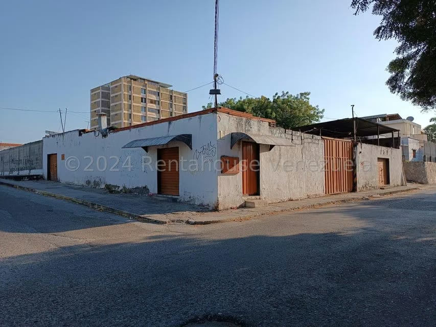 Comercial (Local Comercial) en Venta en Centro, Lara