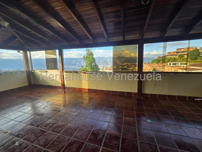 Casa (Multipes Niveles) en Venta en Los Naranjos del Cafetal, Distrito Metropolitano - 22