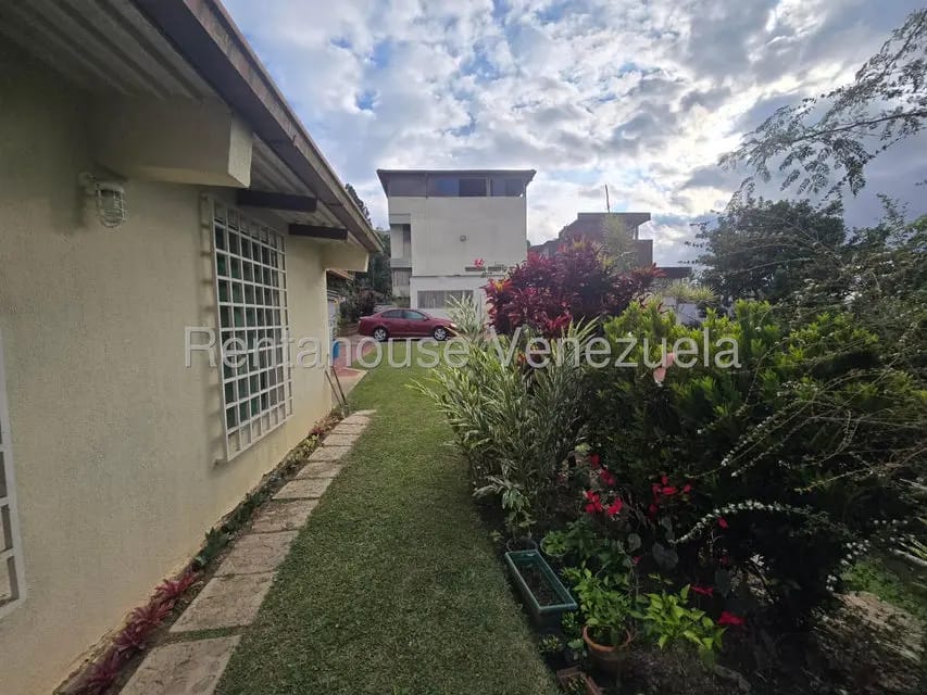 Casa (Multipes Niveles) en Venta en Los Naranjos del Cafetal, Distrito Metropolitano - 6