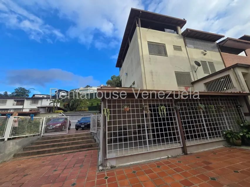 Casa (Multipes Niveles) en Venta en Los Naranjos del Cafetal, Distrito Metropolitano - 7