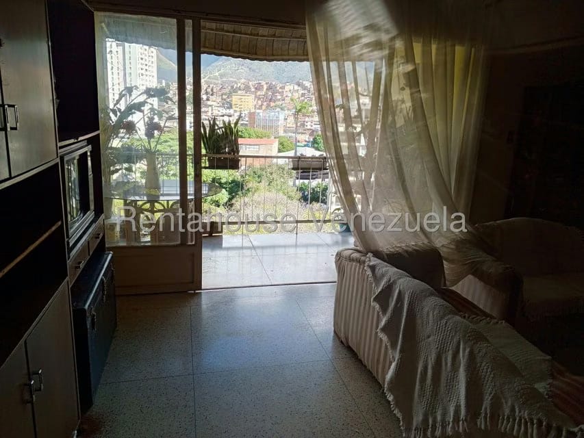 Apartamento (1 Nivel) en Alquiler en Buena Vista, Distrito Metropolitano - 11