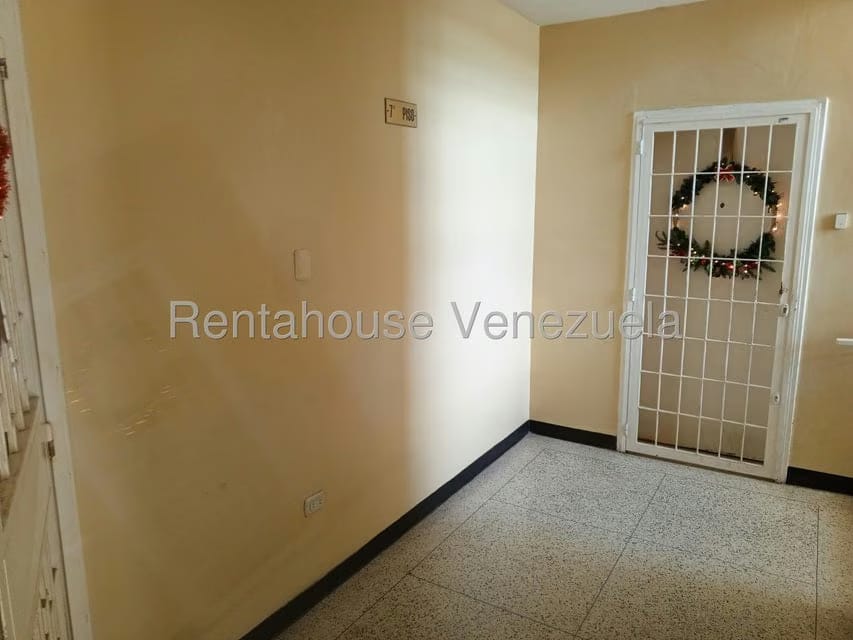 Apartamento (1 Nivel) en Alquiler en Buena Vista, Distrito Metropolitano - 5