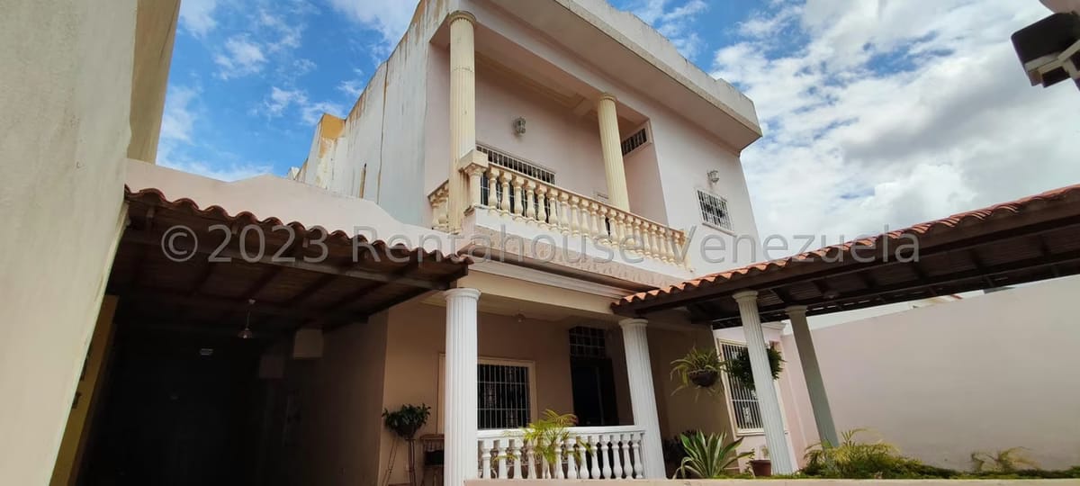 Casa (1 Nivel) en Venta en Zona Este, Lara - 2