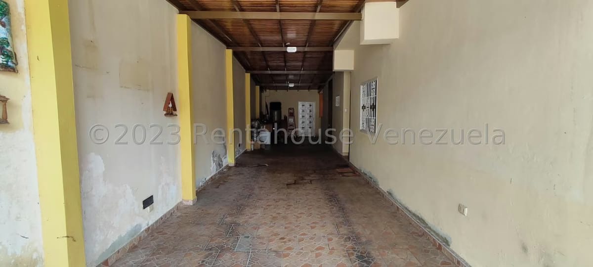 Casa (1 Nivel) en Venta en Zona Este, Lara - 4