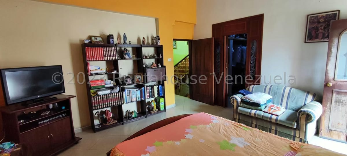 Casa (1 Nivel) en Venta en Zona Este, Lara - 36