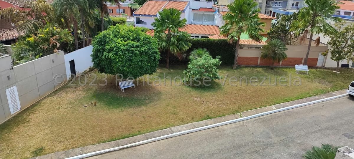 Casa (1 Nivel) en Venta en Zona Este, Lara - 51